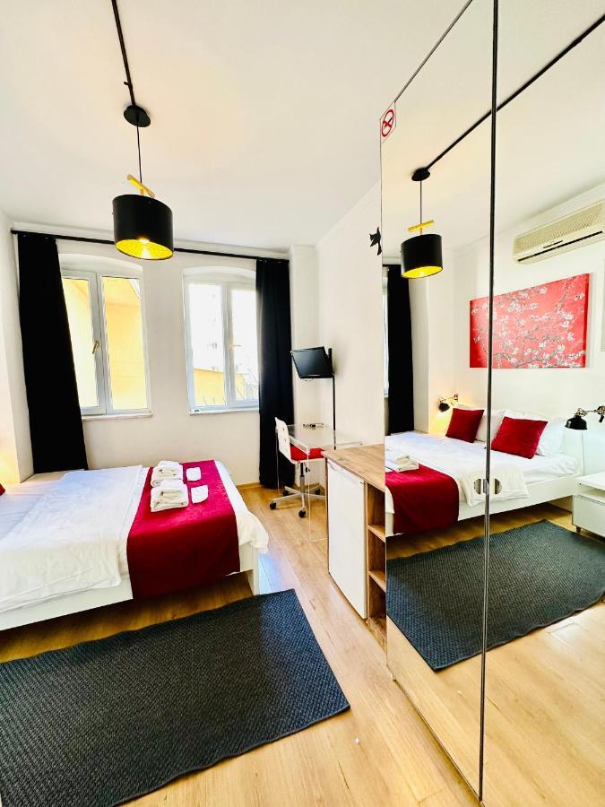 Aram Galata Suites Istanbul Bagian luar foto